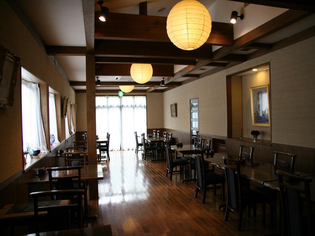 Ryokan Kutsuroginoya Yuu Takajama Kültér fotó