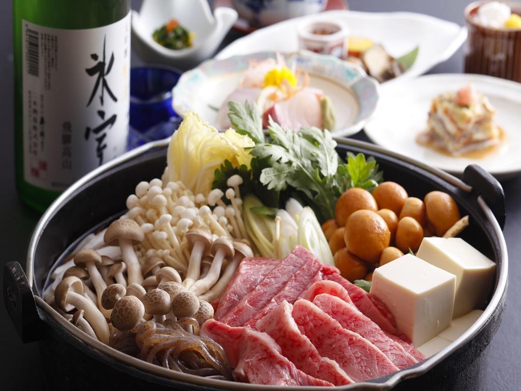 Ryokan Kutsuroginoya Yuu Takajama Kültér fotó