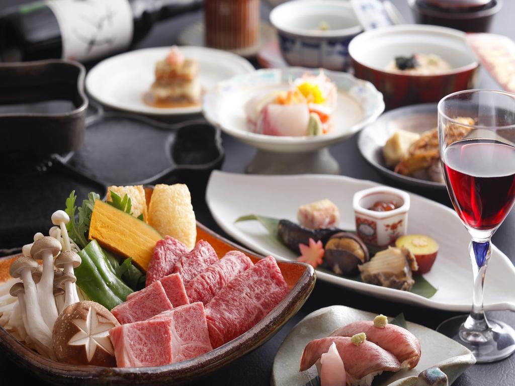Ryokan Kutsuroginoya Yuu Takajama Kültér fotó
