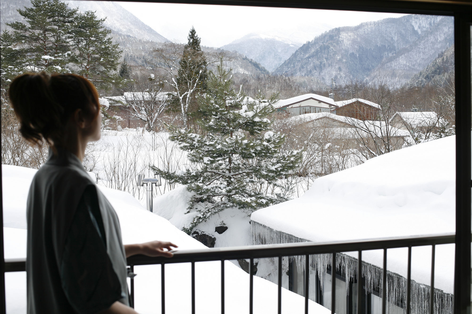 Ryokan Kutsuroginoya Yuu Takajama Kültér fotó