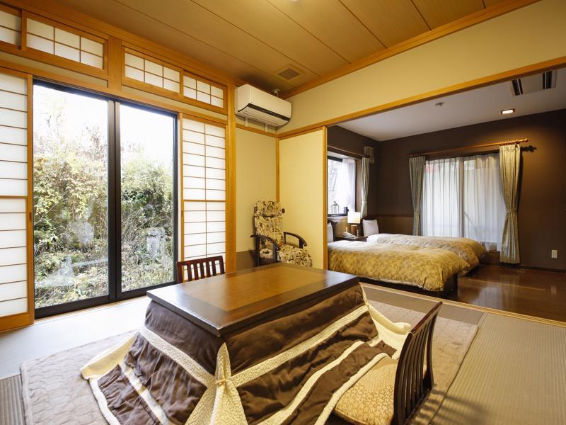 Ryokan Kutsuroginoya Yuu Takajama Kültér fotó